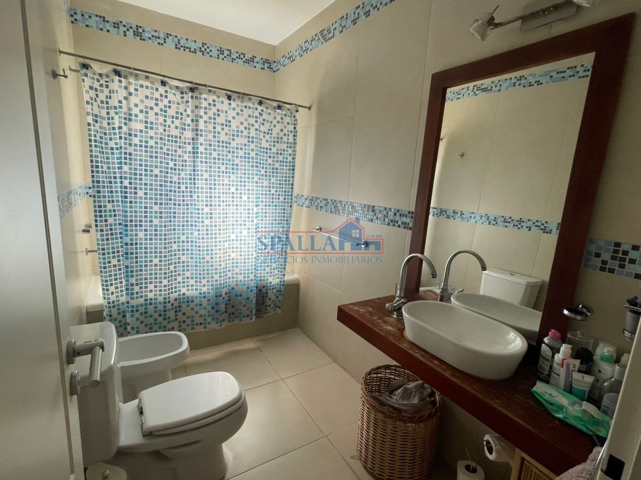 VENTA CASA 4 AMBIENTES BARRIO LAS ORQUIDEAS PILAR