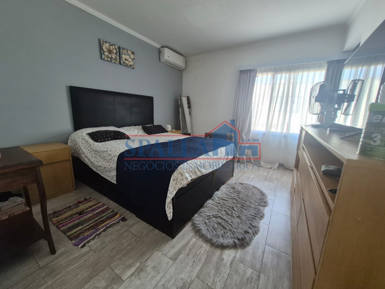 VENTA DUPLEX TRES AMBIENTES SEMI AMOBLADO EN COMPLEJO METZ VILLAGE PILAR