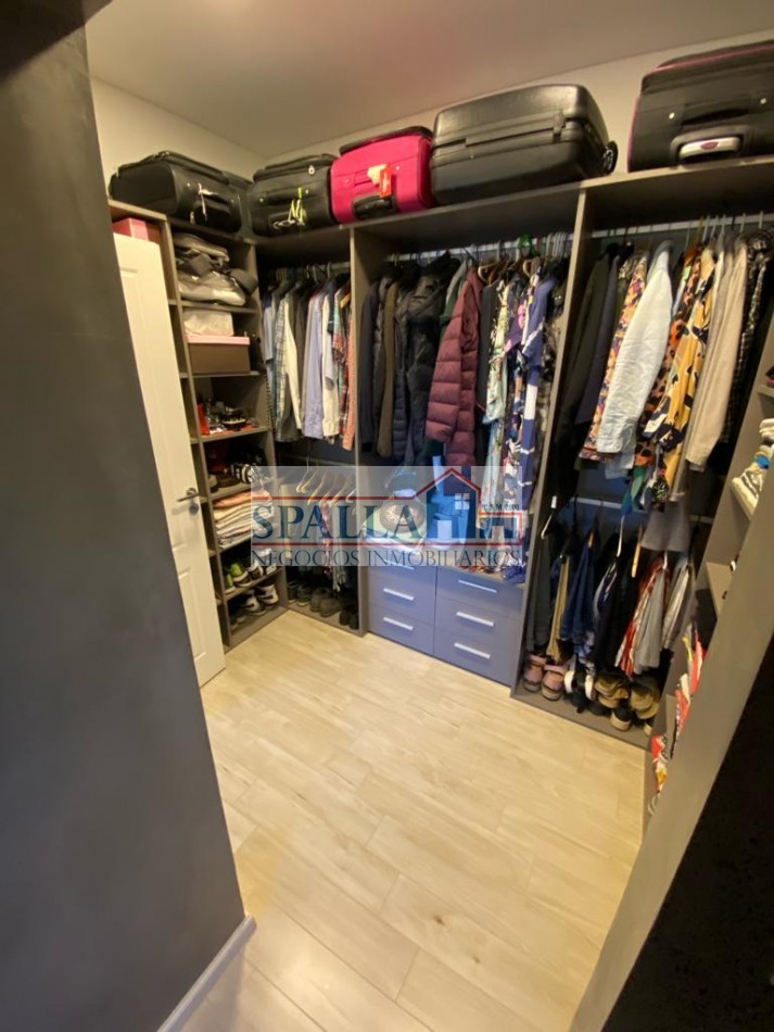 VENTA CASA 5 AMBIENTES BARRIO SAN MATIAS AREA 5 ESCOBAR