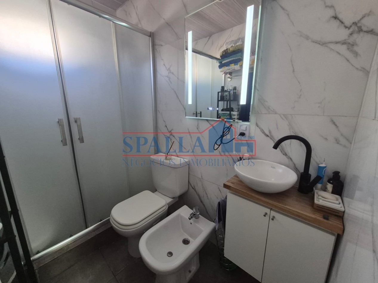 VENTA DUPLEX TRES AMBIENTES SEMI AMOBLADO EN COMPLEJO METZ VILLAGE PILAR