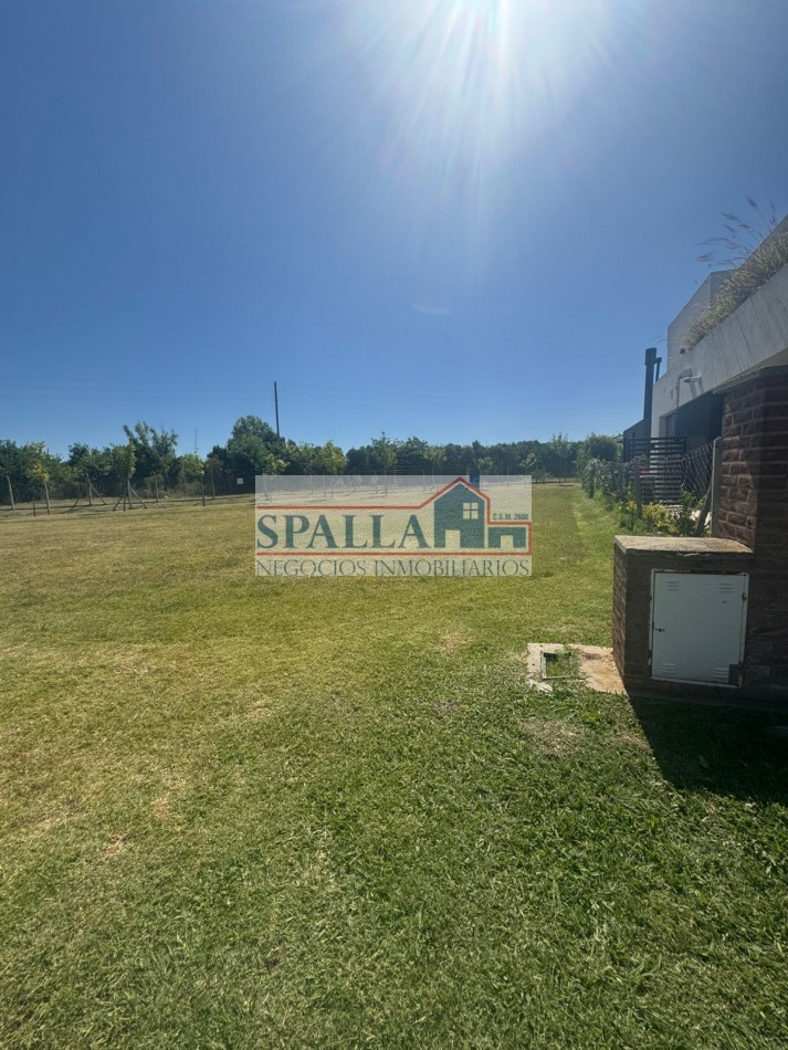 VENTA LOTE BARRIO SAN EDUARDO PILAR DEL ESTE - PERMUTA