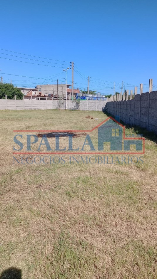 IMPORTANTE LOTE EN ALQUILER  SOBRE AV. CROACIA JOSE C. PAZ - Ideal para Galpon, Deposito, Playa de Estacionamiento.