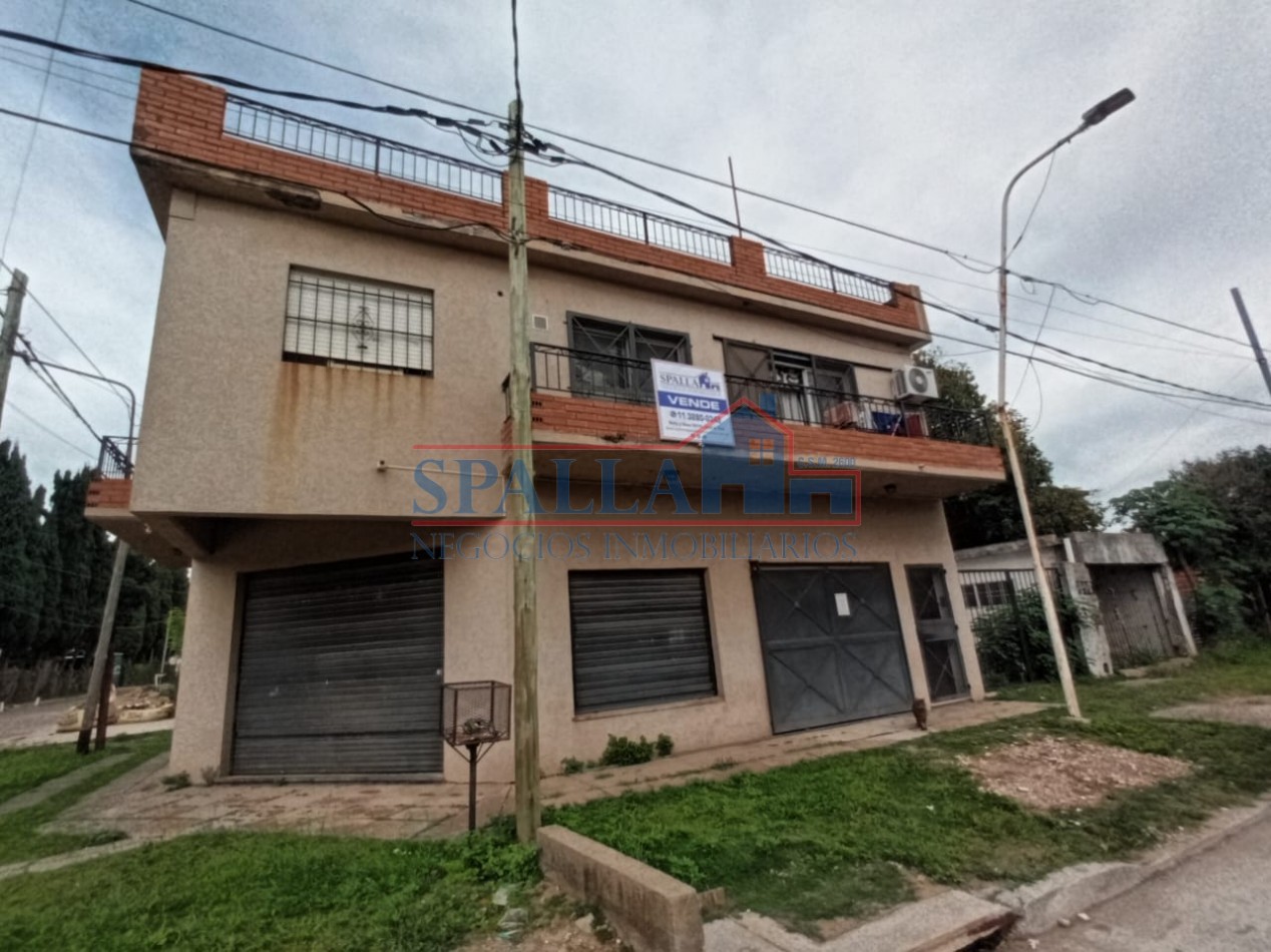 ¡Oportunidad! Casa con Local en Esquina - Jose C. Paz