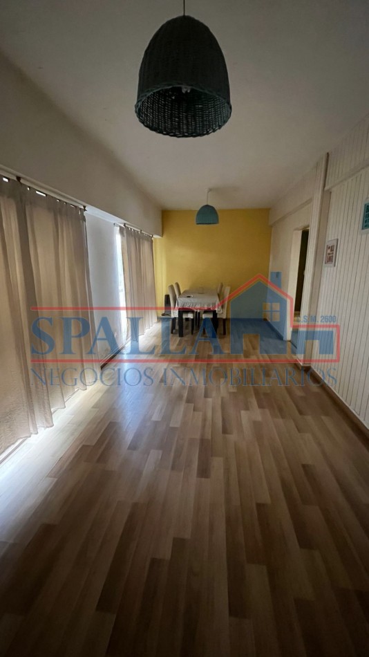 ¡Oportunidad! Casa con Local en Esquina - Jose C. Paz