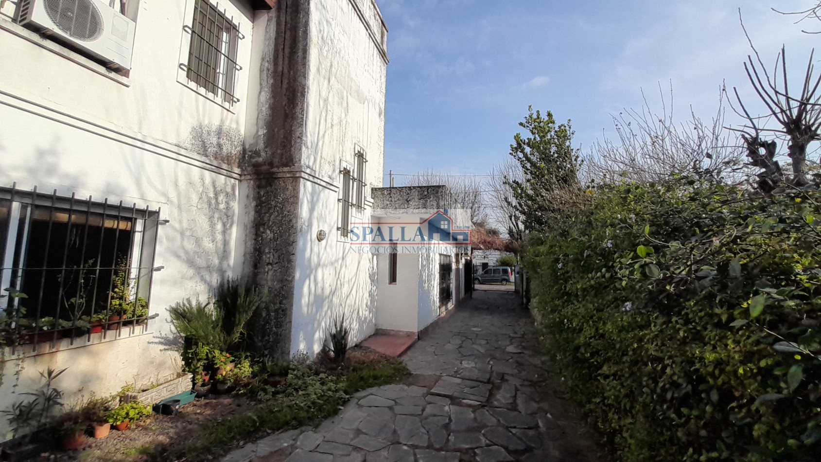 VENTA CASA 5 AMBIENTES PILAR CENTRO - ACEPTA PERMUTA