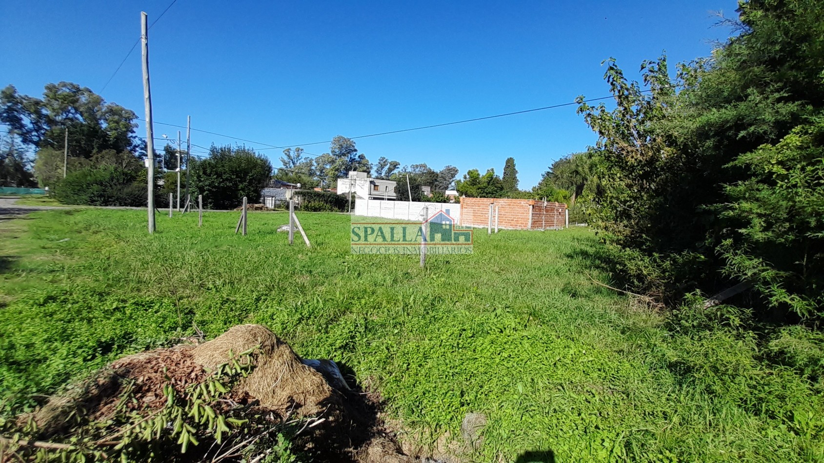 VENTA LOTE EN CENTRO DE MANZANARES, A METROS DE LA ESTACION DE TRENES Y ZONA COMERCIAL - APTO CREDITO