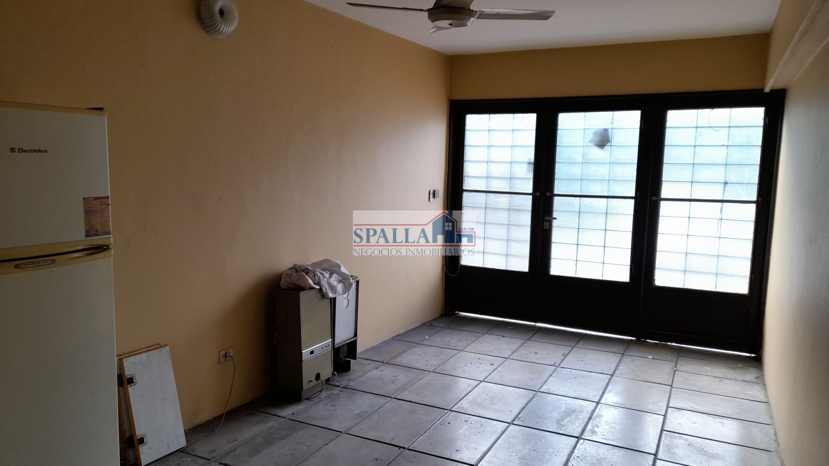 VENTA LOCAL COMERCIAL CON RENTA EXCELENTE UBICACION EN PACHECO APTO CREDITO