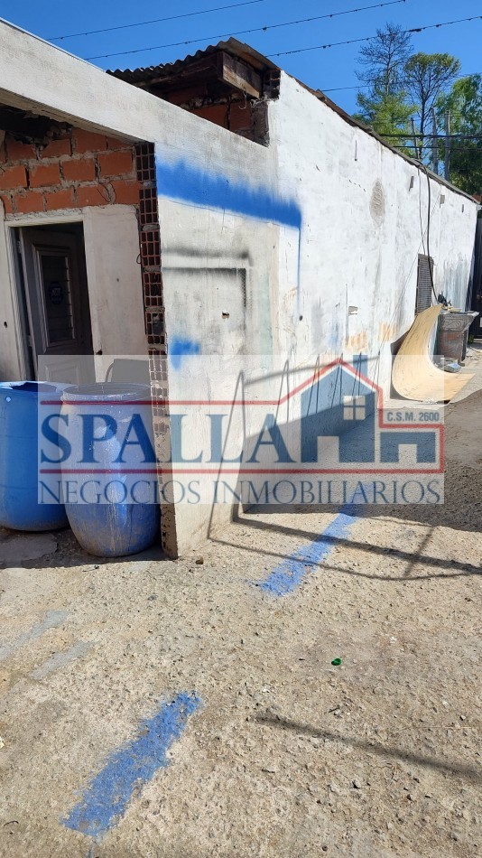 Excelente Galpon - Deposito de 560m2 a la venta, sobre lote de 720m2. Presidente Derqui - Pilar