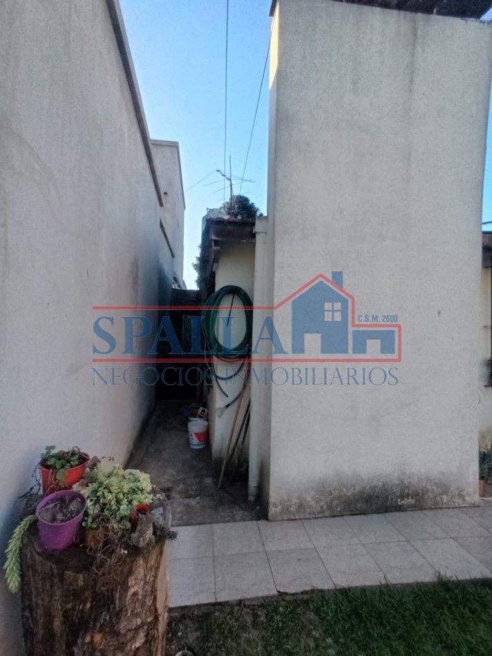 CASA 3 AMBIENTES EN VENTA CON GRAN JARDIN EN ING. PABLO NOGUES