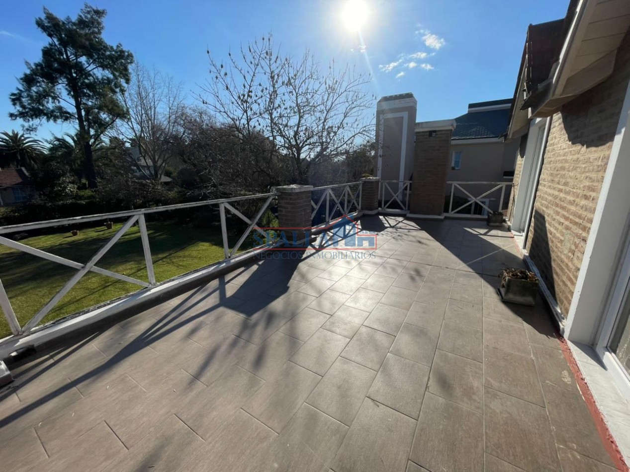 VENTA CASA 6 AMBIENTES CLUB DE CAMPO PUEYRREDON PILAR - OPORTUNIDAD