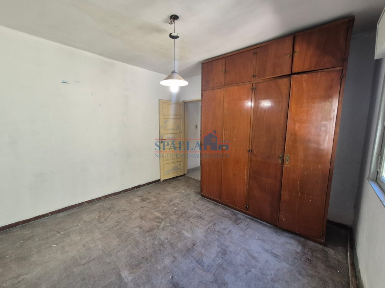 VENTA CASA 4 AMBIENTES PILAR CENTRO SIN EXPENSAS 