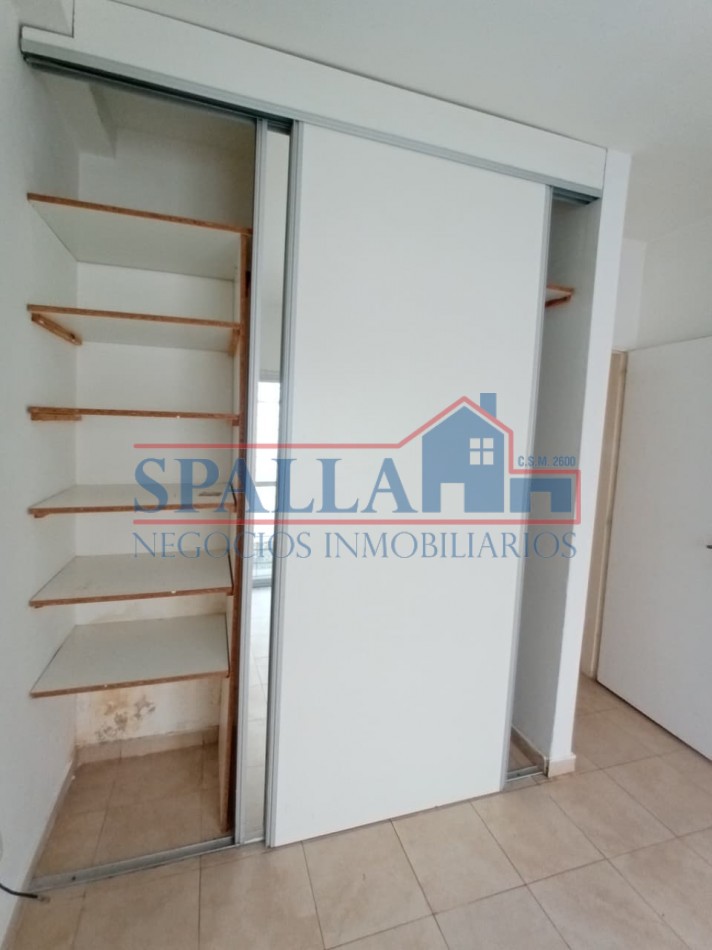 ALQUILER DE  DEPARTAMENTO DOS AMBIENTES CON COHERA CUBIERTA , EXCELENTE UBICACION EN SAN MIGUEL