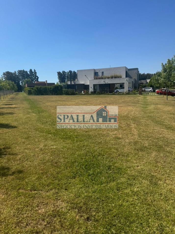 VENTA LOTE BARRIO SAN EDUARDO PILAR DEL ESTE - PERMUTA