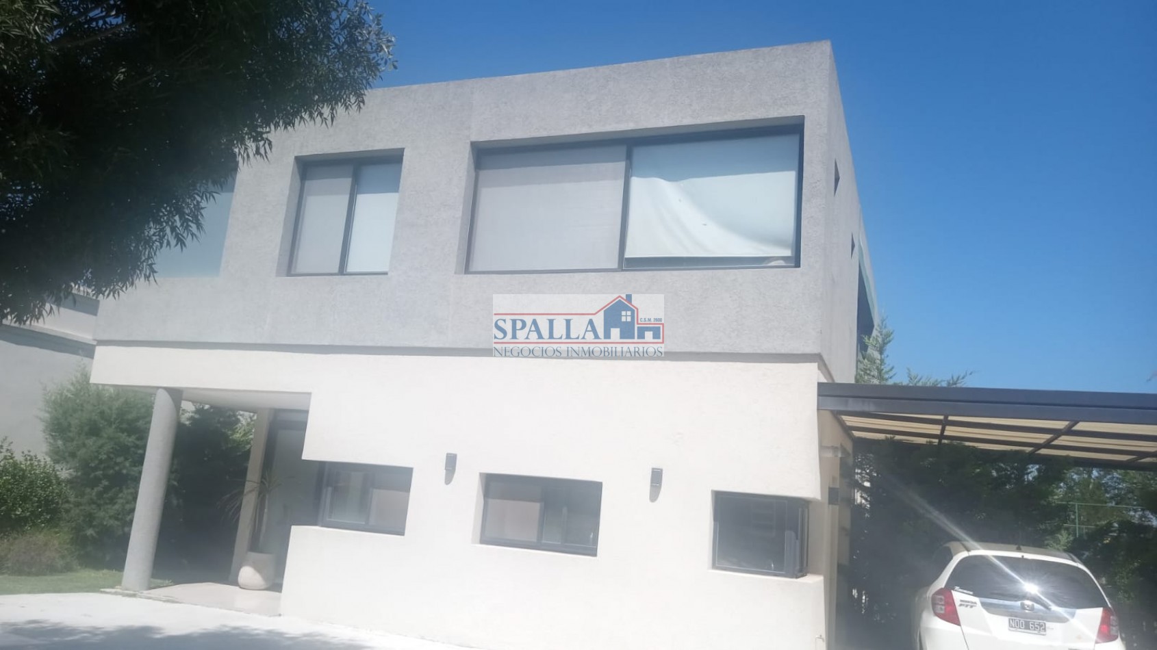 VENTA CASA 4 AMBIENTES EN BARRIO CERRADO LAGOON PILAR