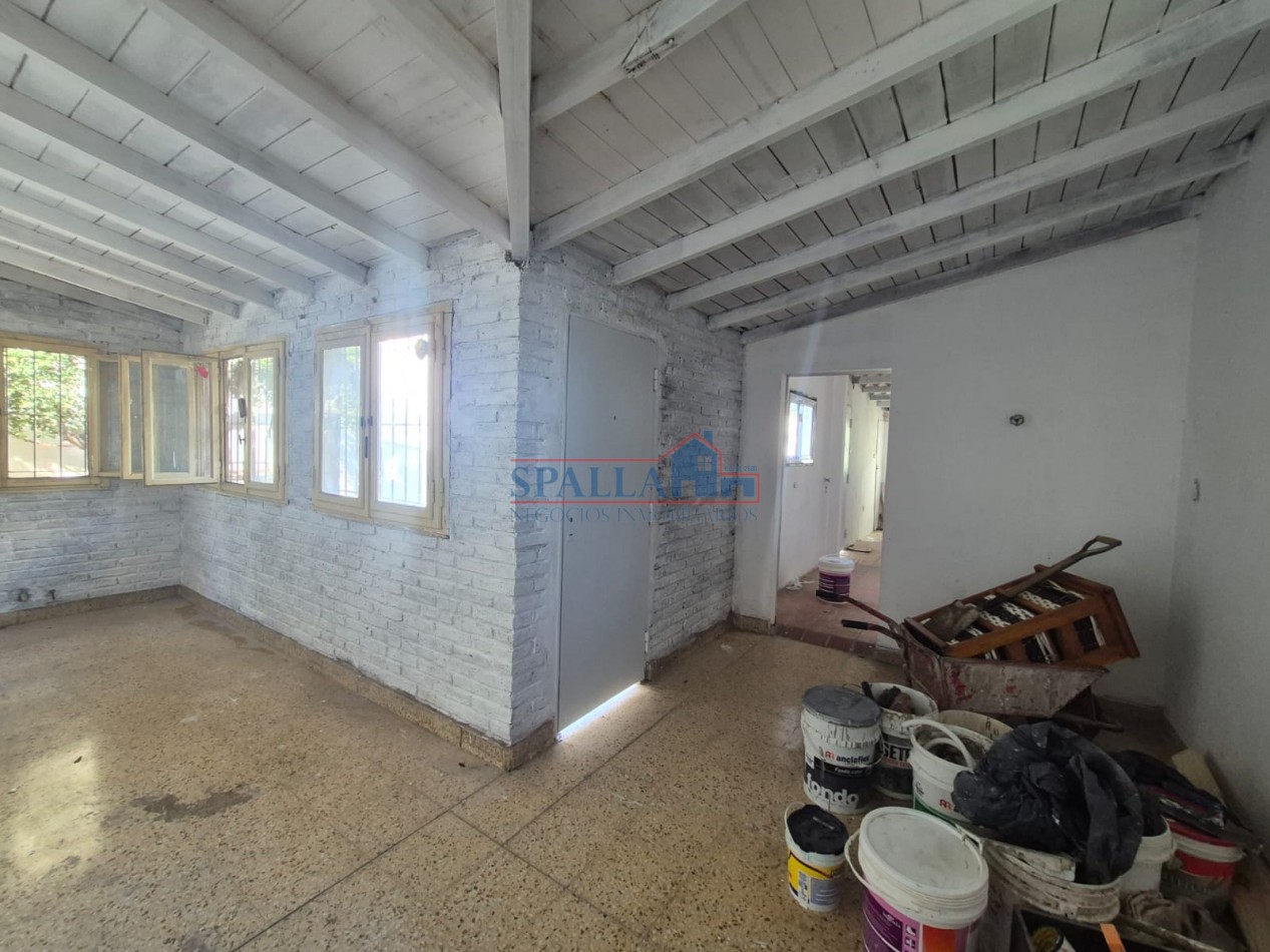 VENTA CASA 4 AMBIENTES PILAR CENTRO SIN EXPENSAS 