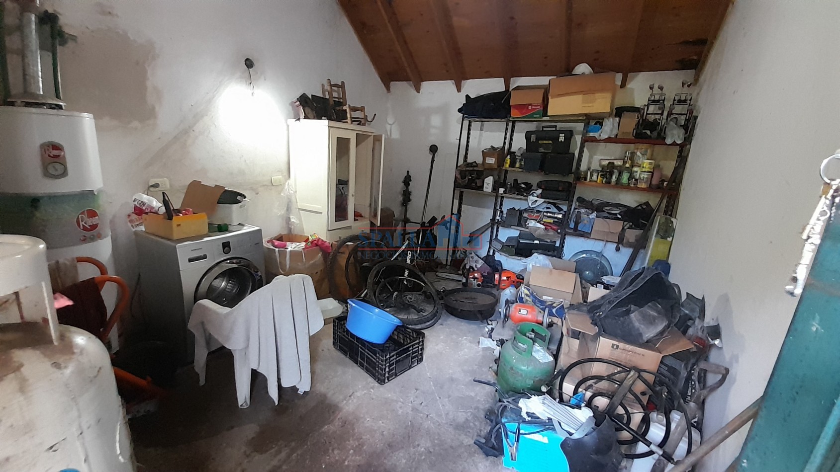 VENTA CASA QUINTA 4 AMBIENTES APTA CREDITO EN PRESIDENTE DERQUI PILAR, CON PILETA