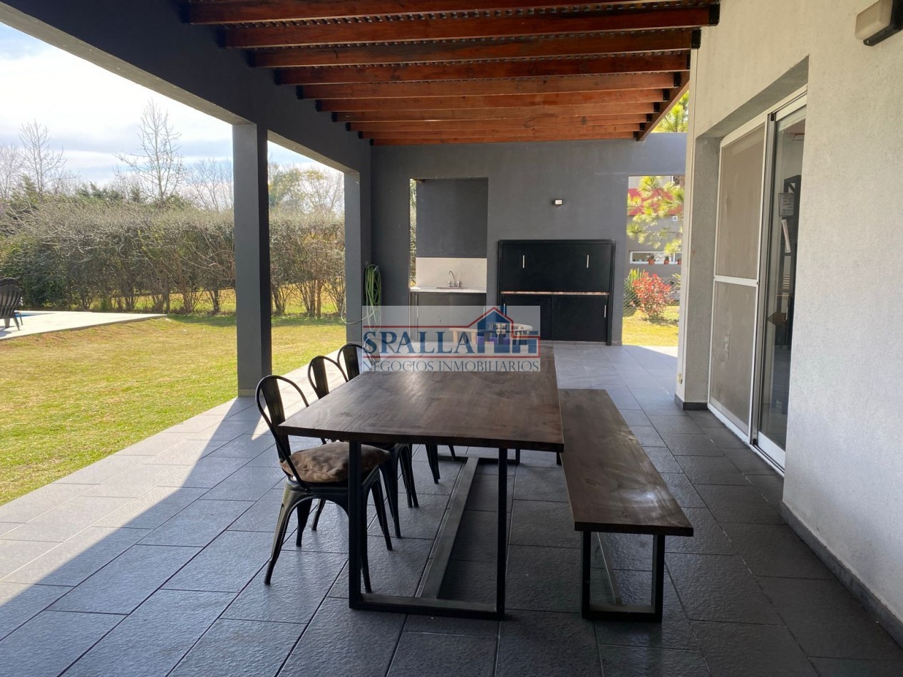 VENTA CASA 4 AMBIENTES - CON PILETA - BARRIO SAUSALITO, PILAR - APTO CREDITO