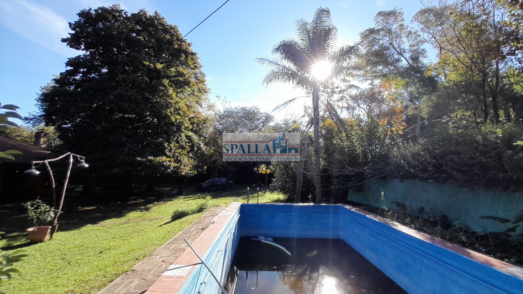 VENTA CASA QUINTA 4 AMBIENTES EN PRESIDENTE DERQUI PILAR, CON PILETA