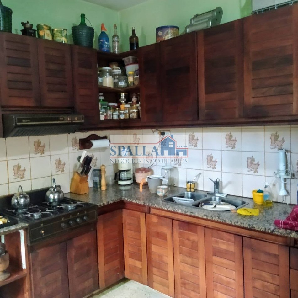 VENTA CASA 4 AMBIENTES EN VILLA ASTOLFI A 200 MTS DE LA ESTACION - APTO CREDITO