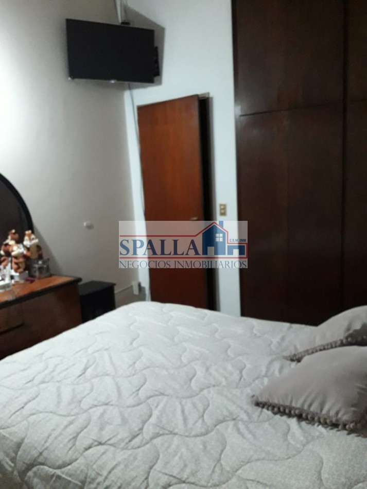 VENTA CASA 4 AMBIENTES - CENTRO DE DERQUI, PILAR - APTO CREDITO