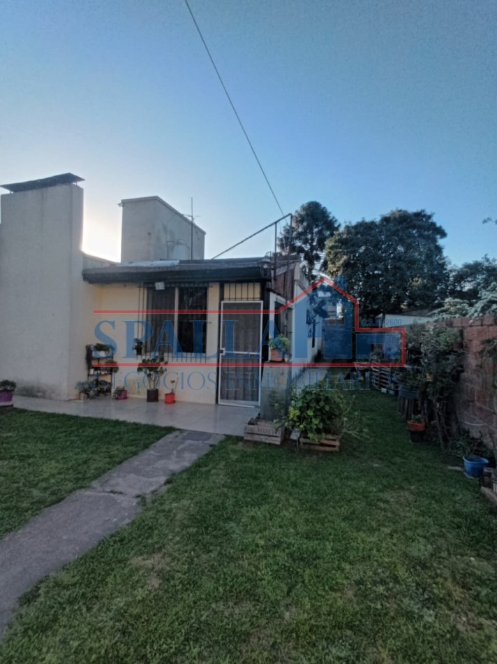 CASA 3 AMBIENTES EN VENTA CON GRAN JARDIN EN ING. PABLO NOGUES