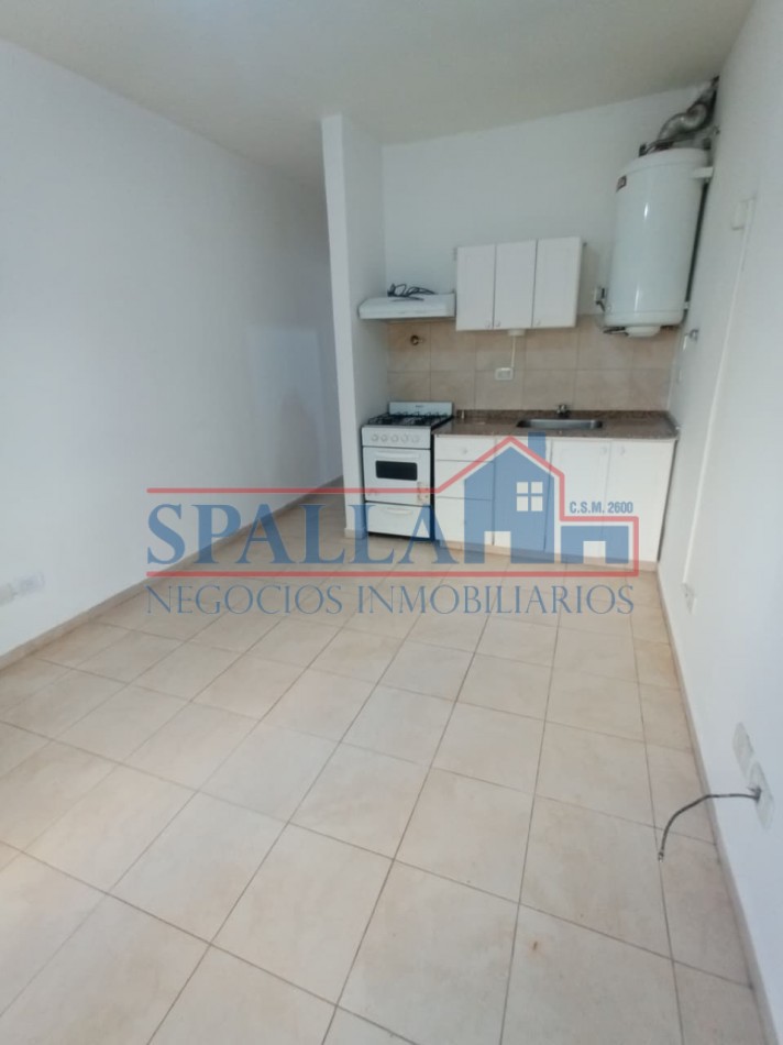 ALQUILER DE  DEPARTAMENTO DOS AMBIENTES CON COHERA CUBIERTA , EXCELENTE UBICACION EN SAN MIGUEL