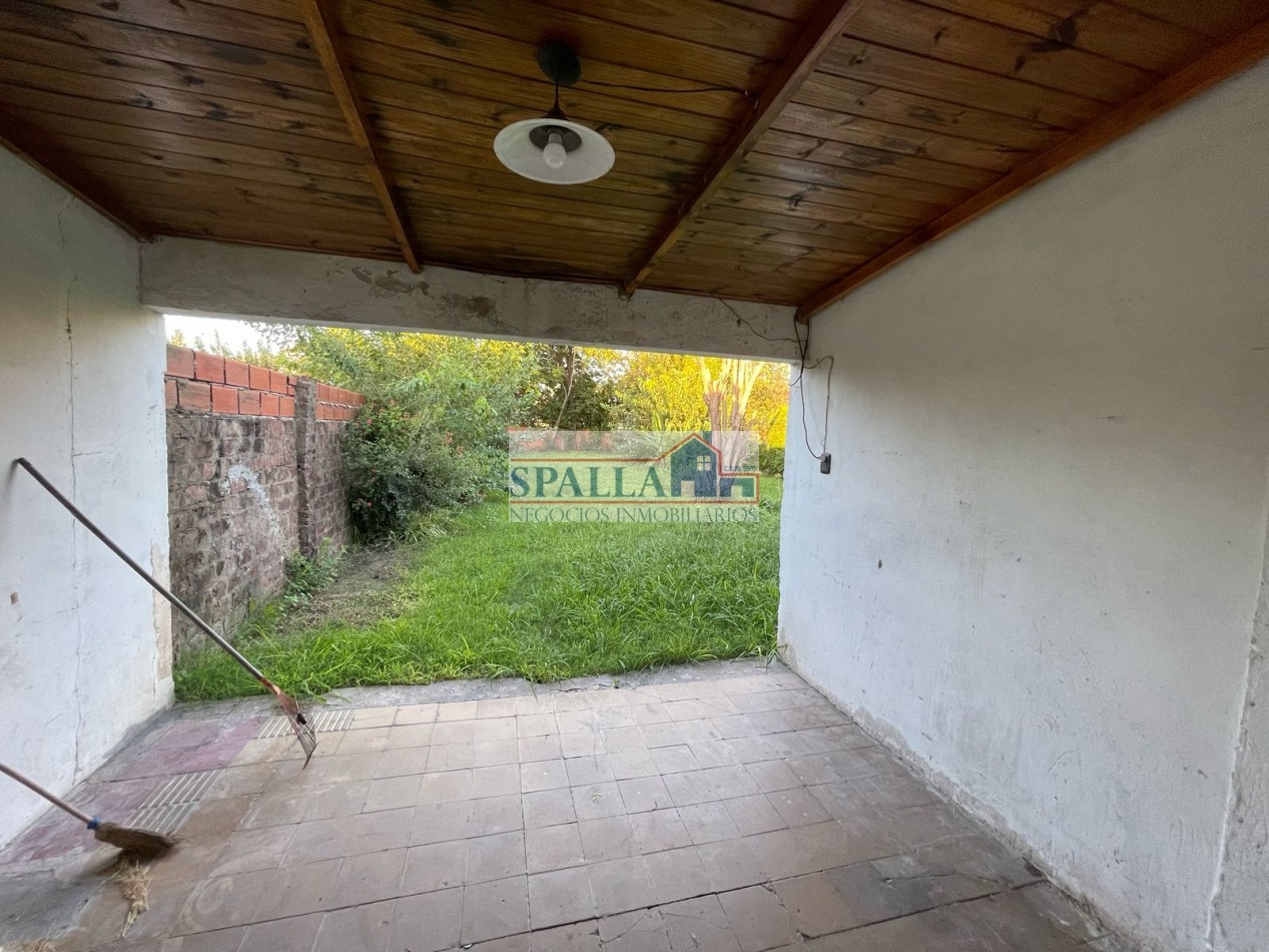 VENTA CASA 4 AMBIENTES PILAR CENTRO A REFACCIONAR