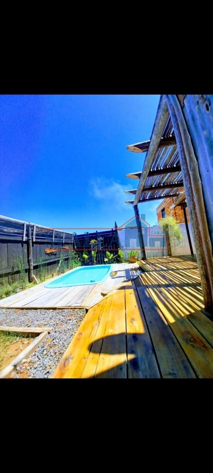 VENTA CASA TRES AMBIENTES EN SAN ANTONIO DE ARECO