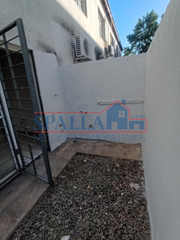 ALQUILER DE  DEPARTAMENTO DOS AMBIENTES CON COHERA CUBIERTA , EXCELENTE UBICACION EN SAN MIGUEL