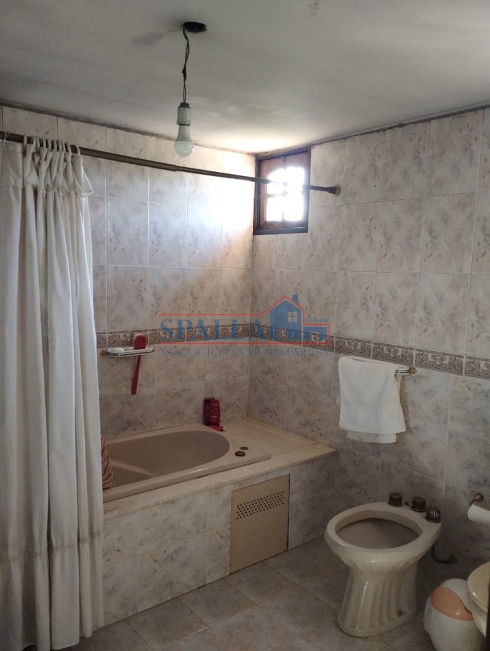 VENTA CASA 6 AMBIENTES BARRIO LA LONJA A METROS DE RUTA 8 PILAR