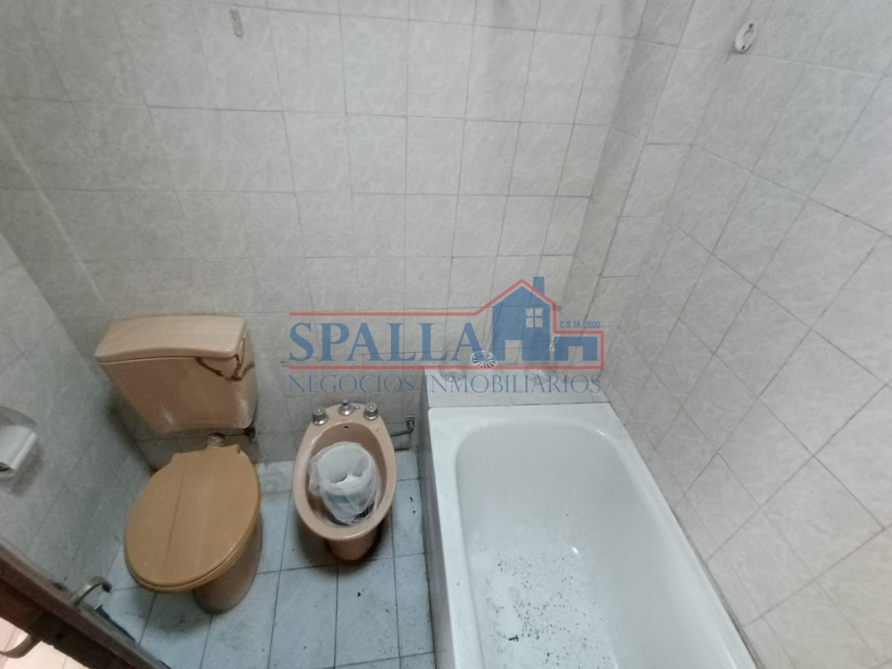 Oportunidad Casa en Bloque con Dos Viviendas y Cochera en Jose C. Paz