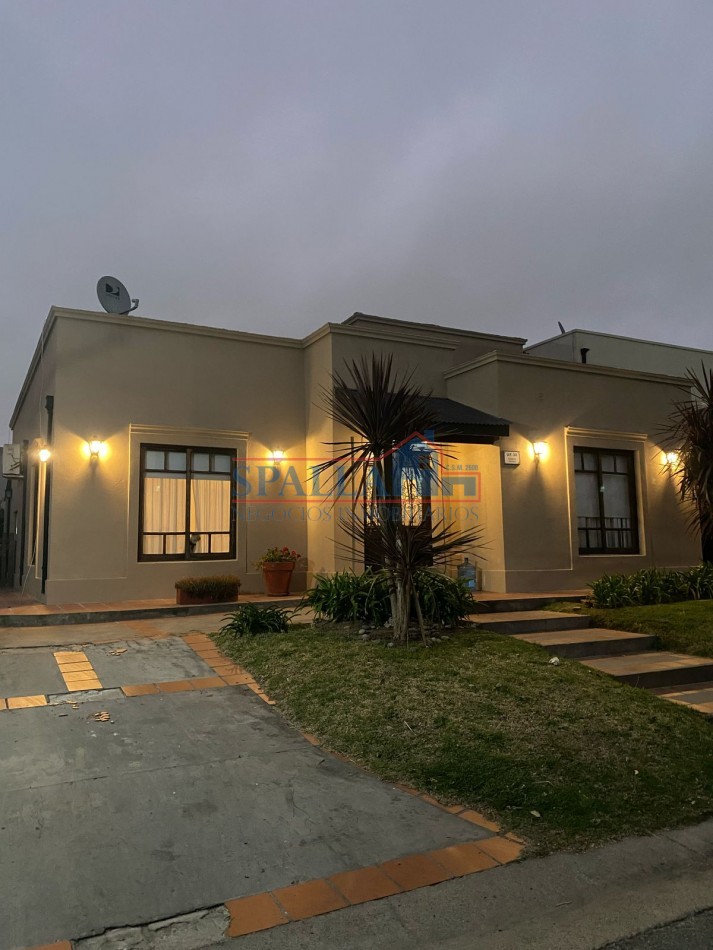 VENTA CASA 4 AMBIENTES, UNA PLANTA BARRIO EL HORNERO PILAR - APTO CREDITO