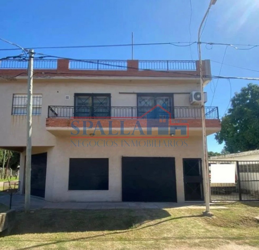 ¡Oportunidad! Casa con Local en Esquina - Jose C. Paz