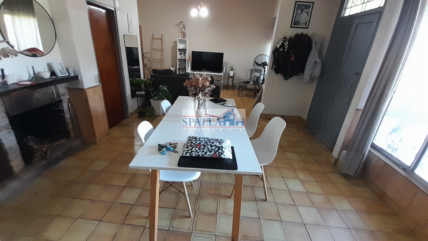 VENTA CASA EN VILLA ROSA PILAR, SOBRE RUTA 25, EXCELENTE UBICACION