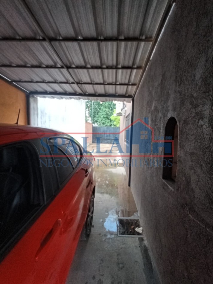 CASA EN VENTA  300 m² SOBRE LOTE PROPIO - A 200 mts RUTA 8 - LOCAL + GALPON - JOSE C. PAZ - ACEPTA FINANCIACION