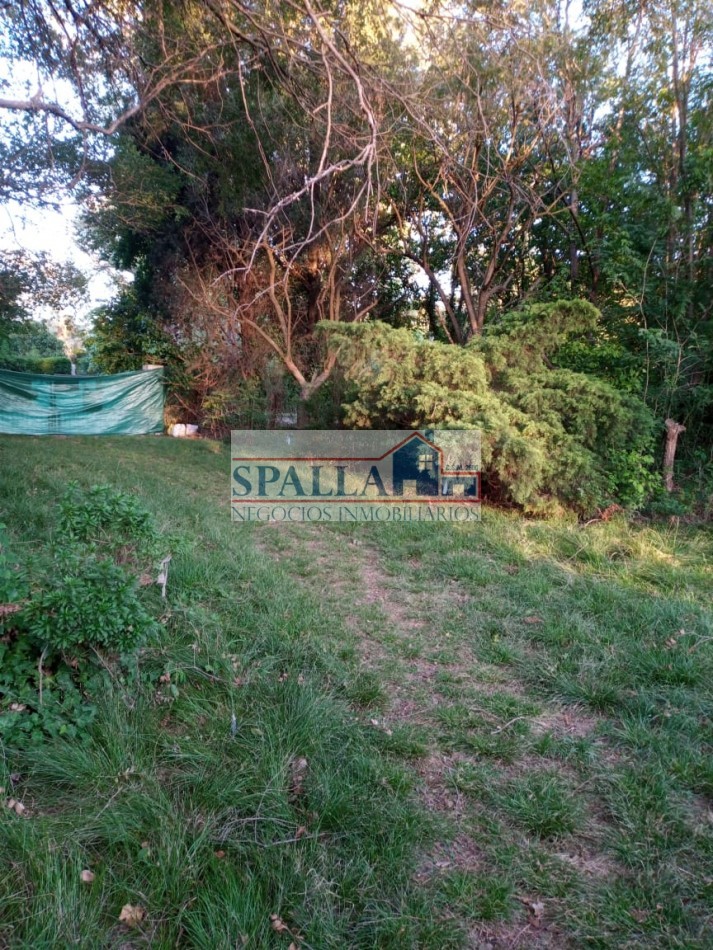 VENTA LOTE CON CASA 3 AMBIENTES IDEAL DESARROLLO EN VILLA ROSA PILAR