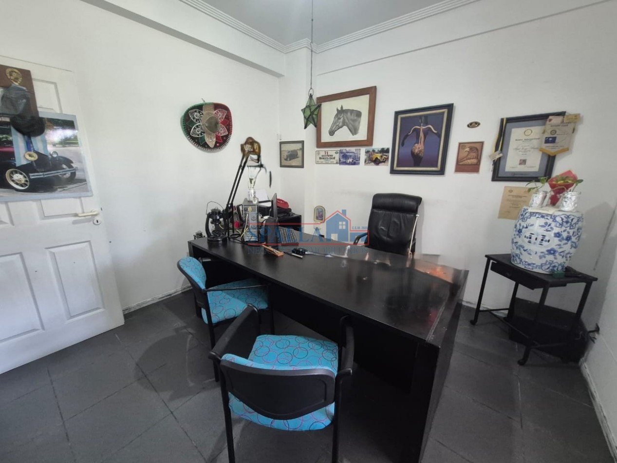 ALQUILER LOCAL COMERCIAL CON ESTACIONAMIENTO PROPIO PILAR CENTRO