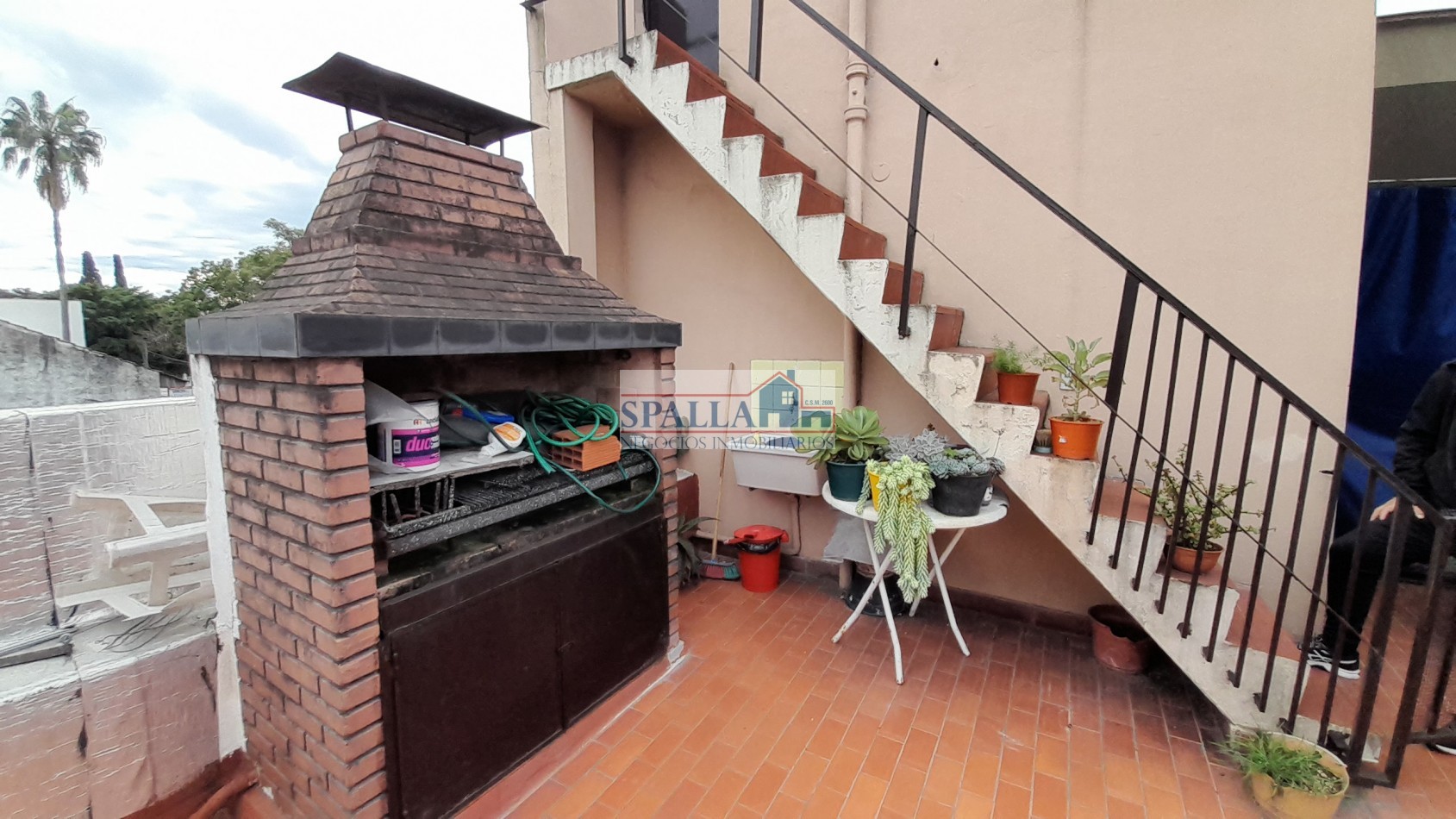 VENTA LOCAL COMERCIAL CON RENTA EXCELENTE UBICACION EN PACHECO APTO CREDITO