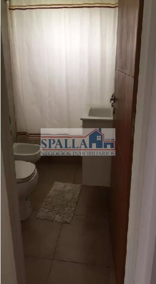 VENTA CASA 4 AMBIENTES BARRIO SAN ALFONSO PILAR DEL ESTE CON RENTA