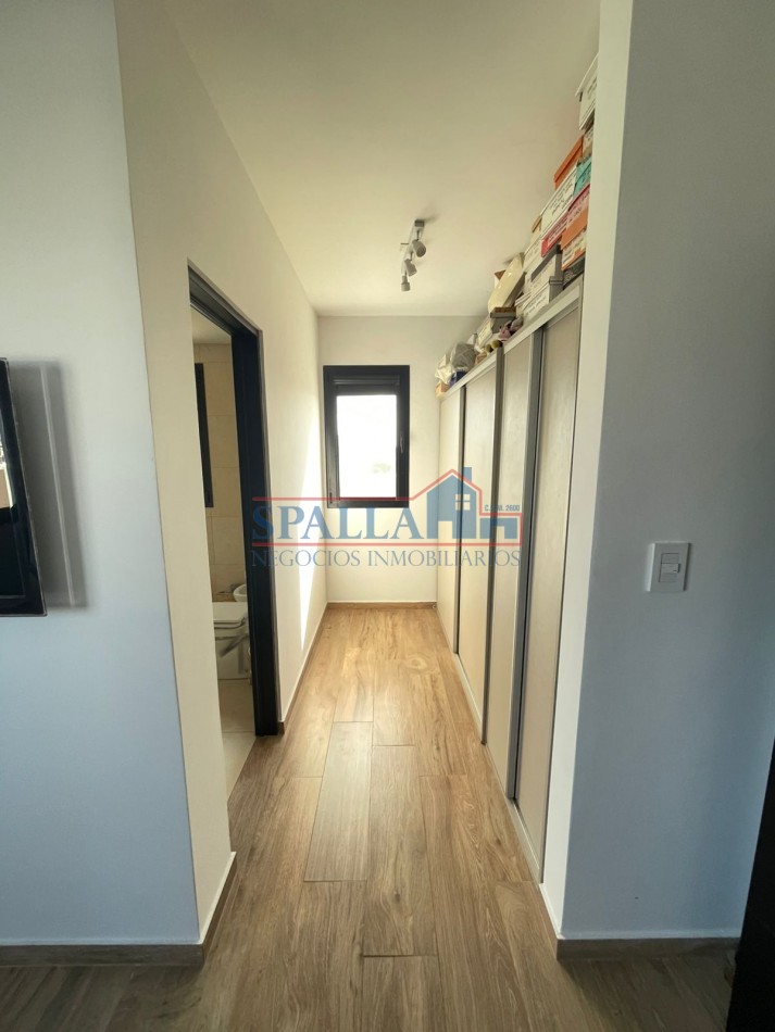 VENTA CASA 5 AMBIENTES AREA 1 BARRIO SAN SEBASTIAN 