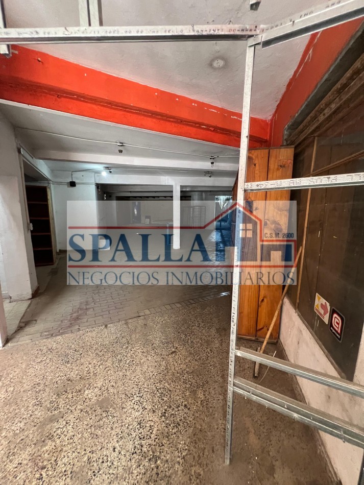 ALQUILER LOCAL COMERCIAL DE 400MT2 - AMPLIO DEPOSITO - DERQUI, PILAR
