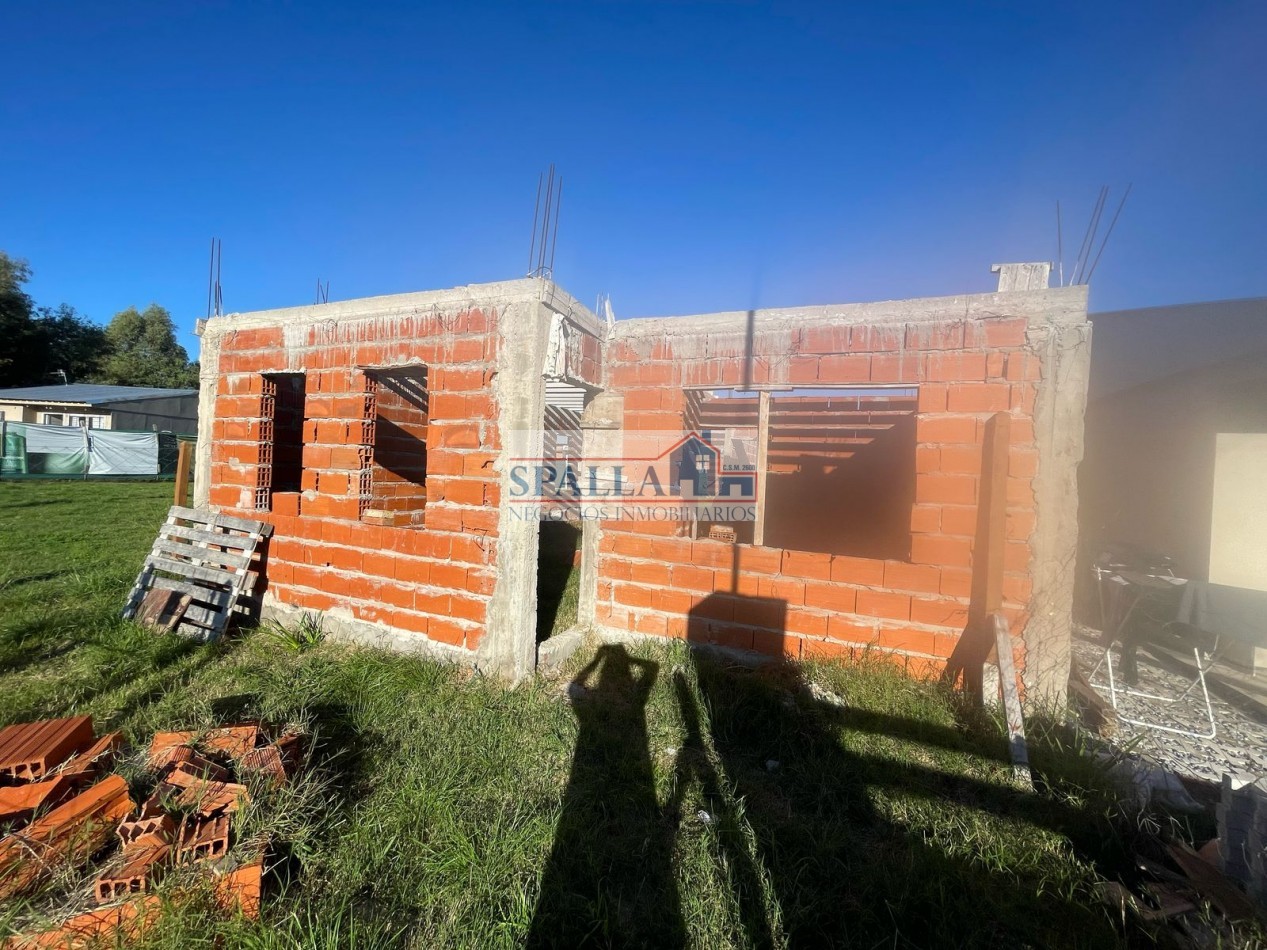 VENTA LOTE CON CONSTRUCCION A TERMINAR BARRIO PARQUE ASTOLFI 2 PILAR