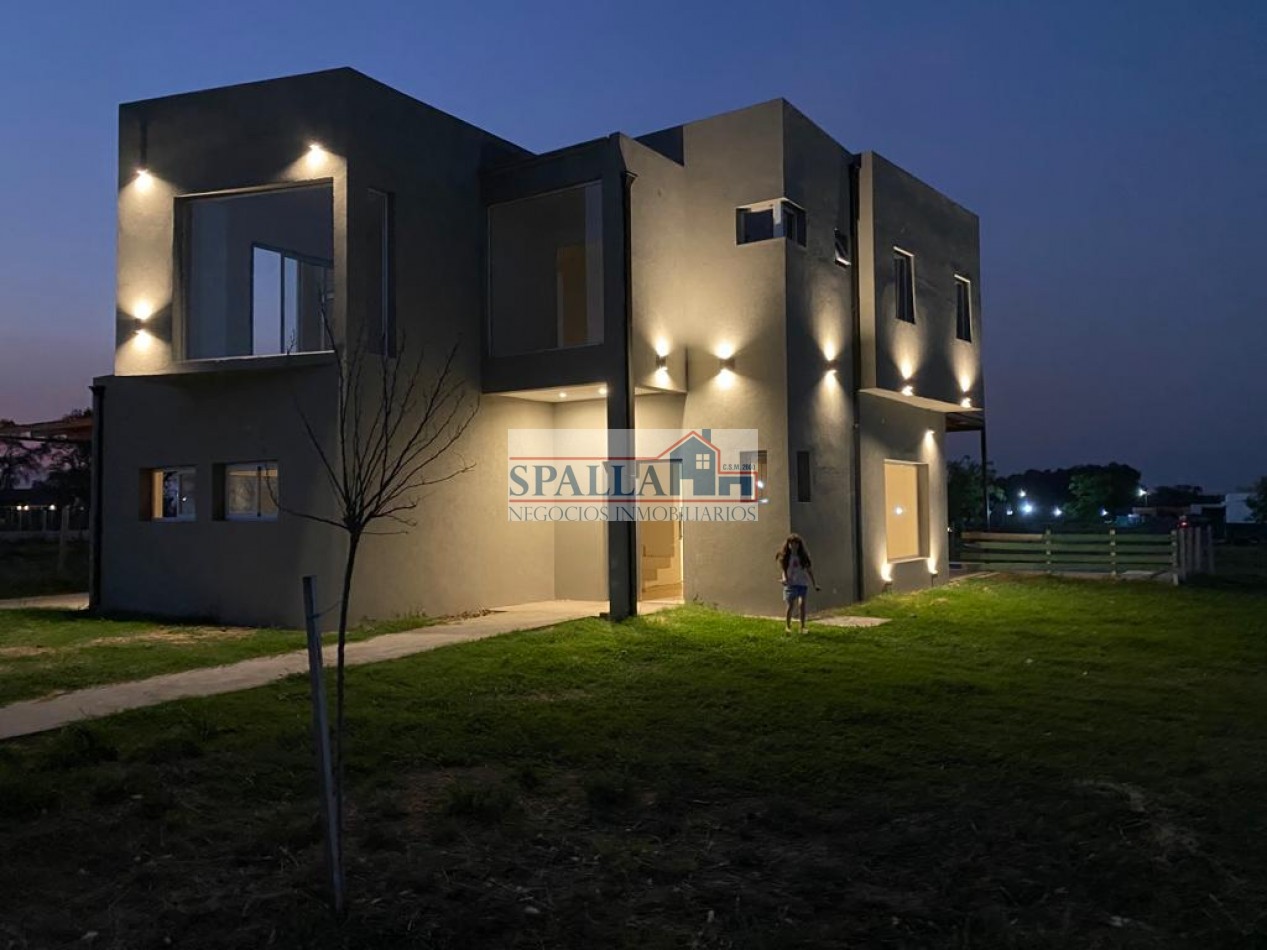 VENTA CASA SAN SEBASTIAN LOTE CENTRAL CON RENTA