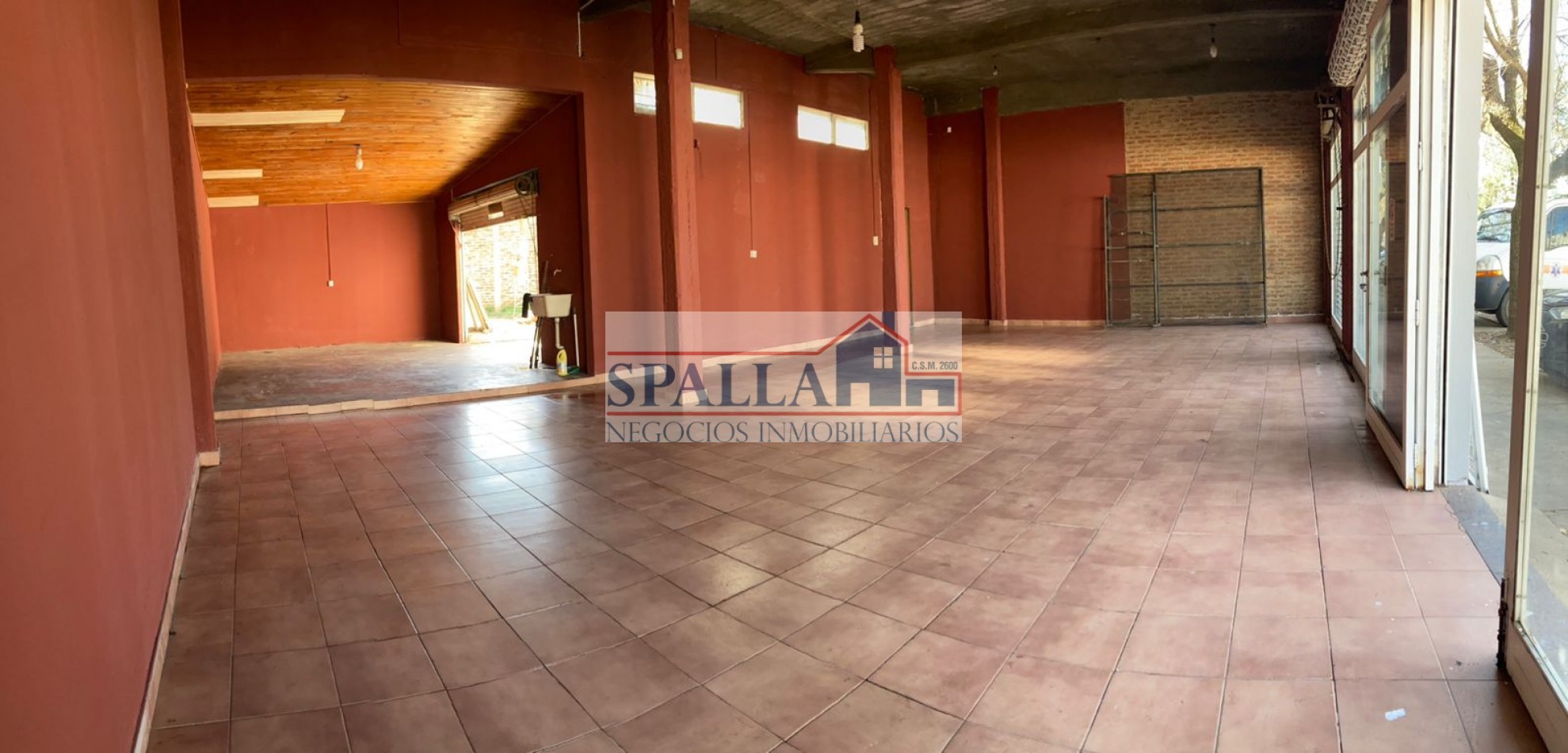 VENTA LOCAL CENTRO DE PILAR PARA MULTIPLES USOS - APTO CREDITO