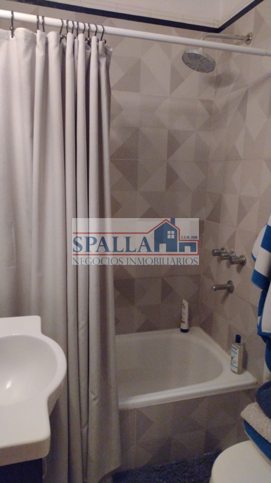 VENTA CASA PILAR CENTRO 5 AMBIENTES -ACEPTA PERMUTA - APTO CREDITO