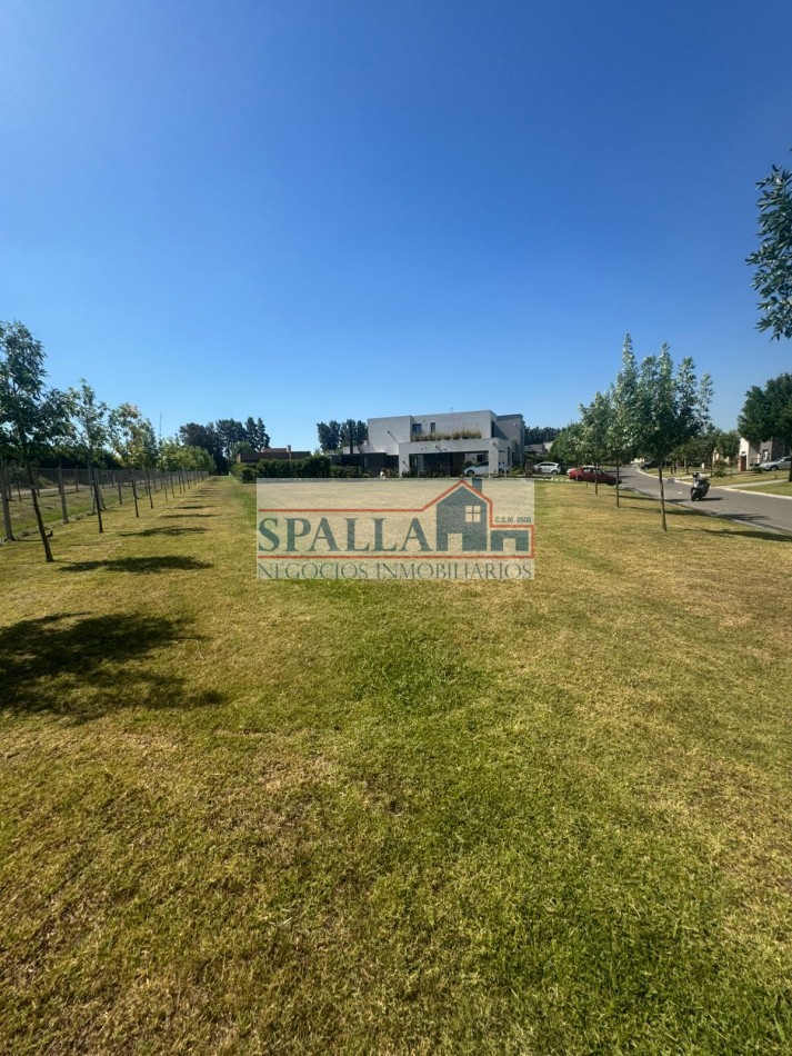 VENTA LOTE BARRIO SAN EDUARDO PILAR DEL ESTE - PERMUTA