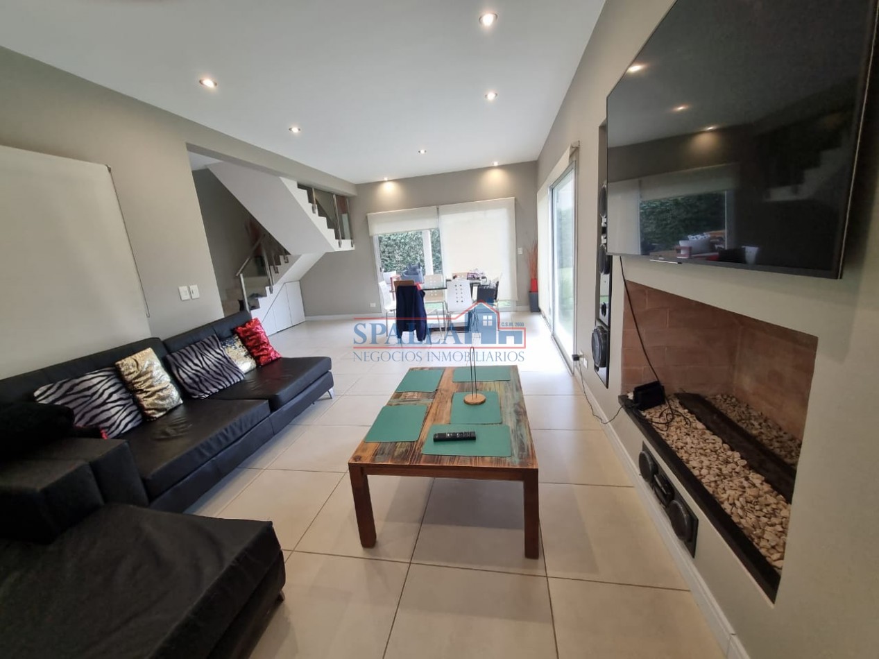 VENTA CASA 4 AMBIENTES BARRIO LAS ORQUIDEAS PILAR