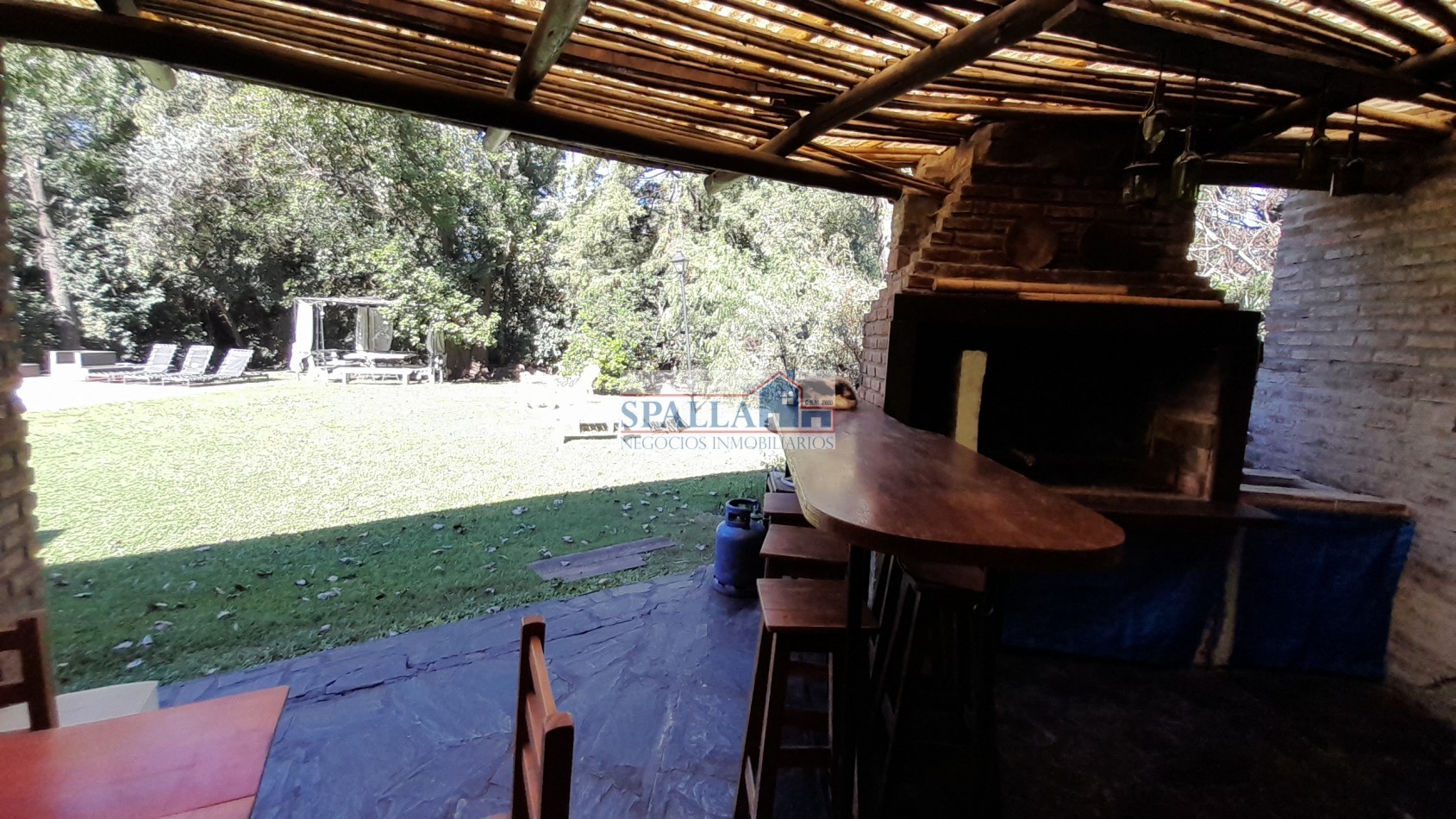 VENTA OPORTUNIDAD CASA QUINTA 7 AMBIENTES EXCELENTE ACCESO A PANAMERICANA RAMAL PILAR, OPORTUNIDAD - APTO CREDITO