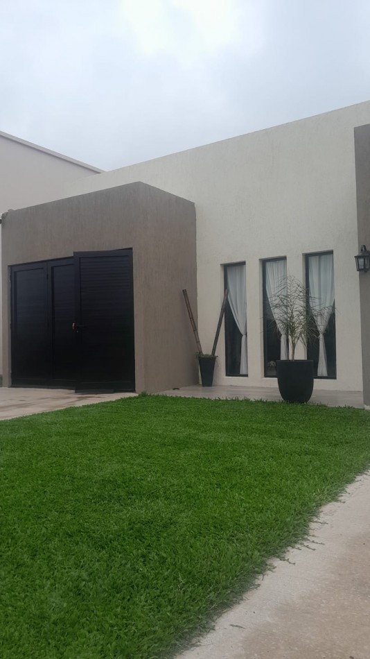 VENTA CASA 3 AMBIENTES BARRIO EL OVERO, VILLA ROSA, PILAR