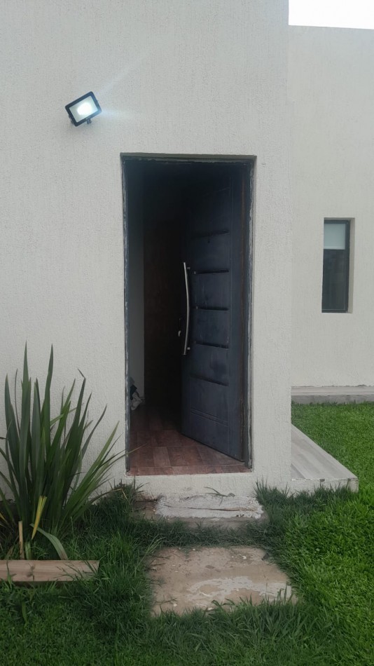 VENTA CASA 3 AMBIENTES BARRIO EL OVERO, VILLA ROSA, PILAR